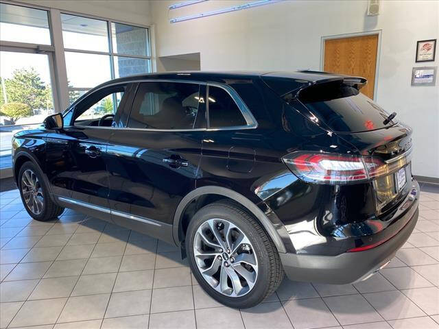 2022 Lincoln Nautilus Reserve