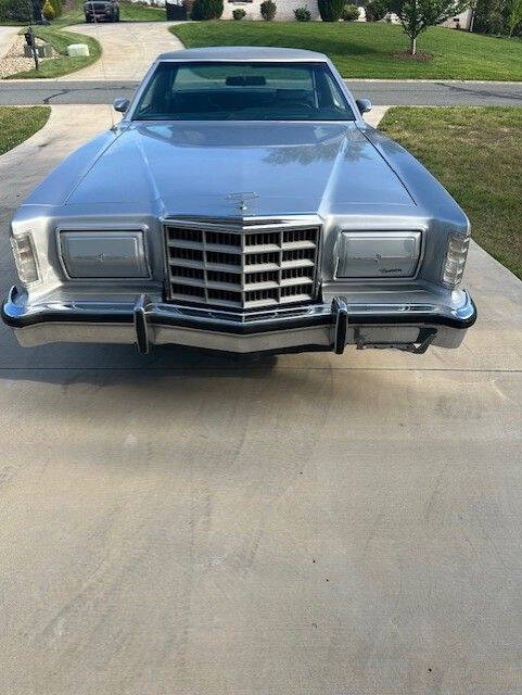 1979 Ford Thunderbird 4