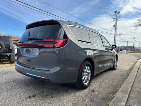 2022 Chrysler Pacifica Touring L