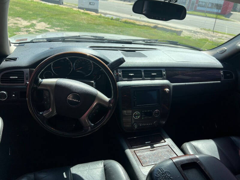 2008 GMC Yukon Denali