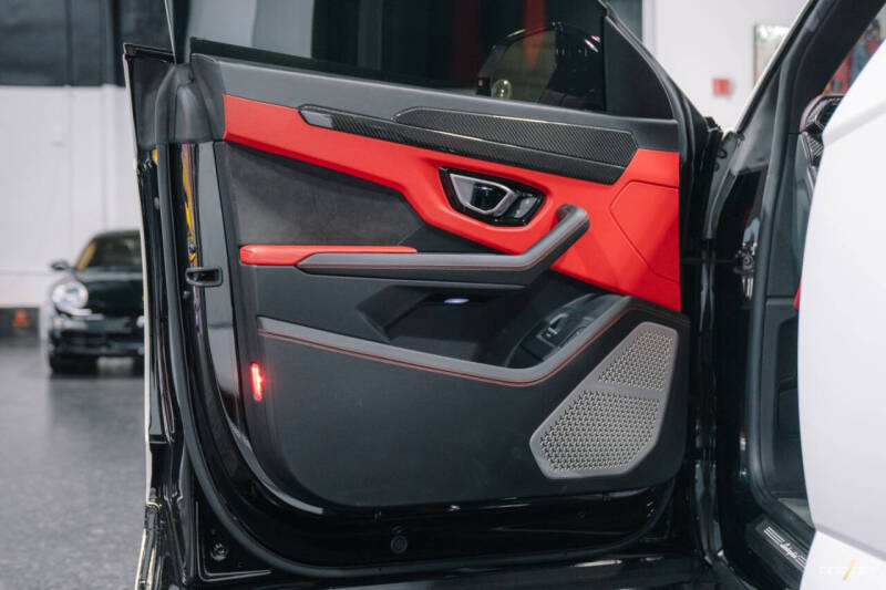 2019 Lamborghini Urus