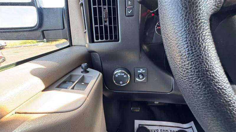 2013 GMC Savana LS 2500
