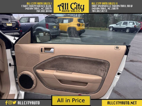 2006 Ford Mustang GT Deluxe