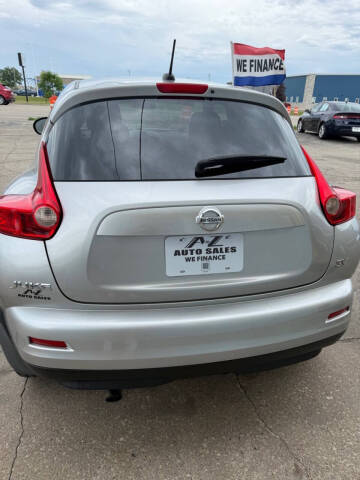 2011 Nissan JUKE S