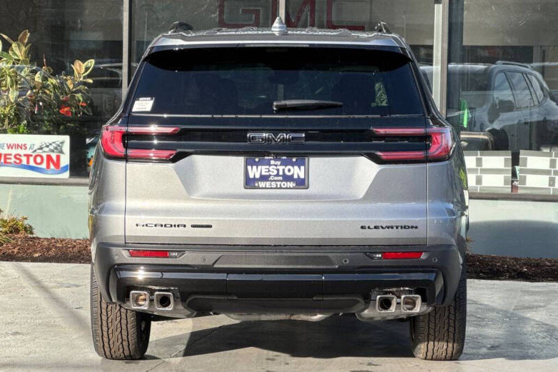 2026 GMC Acadia Elevation