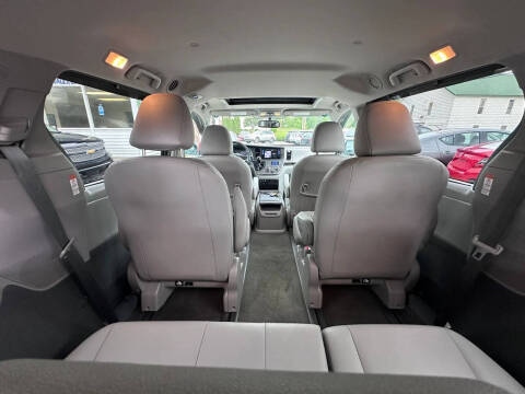 2017 Toyota Sienna