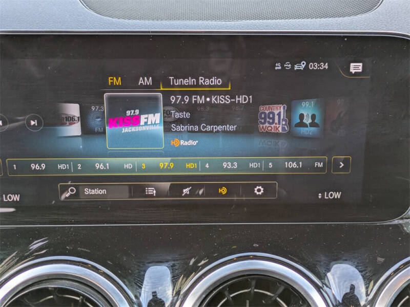 2023 Mercedes-Benz GLB GLB 250