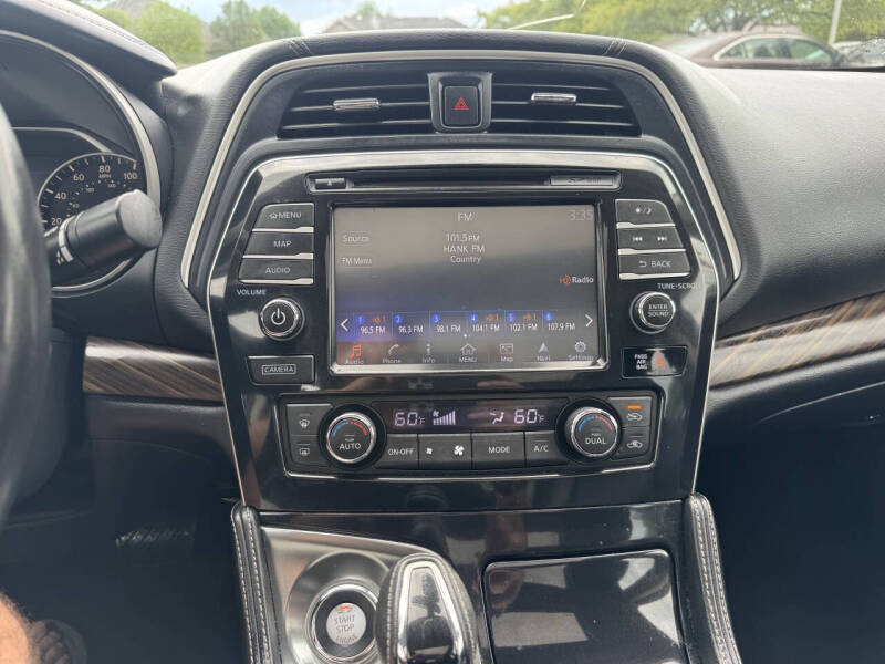 2016 Nissan Maxima Platinum