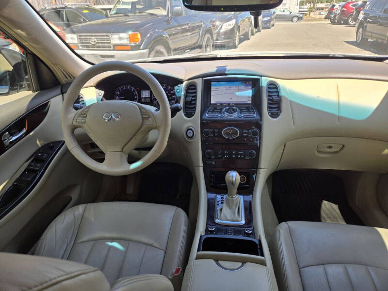 2013 Infiniti EX37 Journey