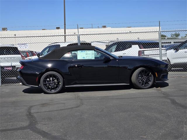 2025 Ford Mustang EcoBoost