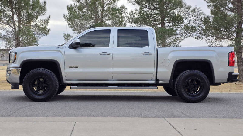 2017 GMC Sierra 1500 SLE photo 5