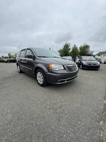 2016 Chrysler Town and Country for sale at Sound Auto Land LLC in Auburn WA