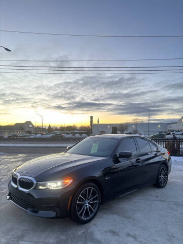 2022 BMW 3 Series 330e