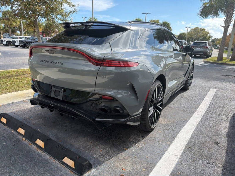 2024 Aston Martin DBX 707