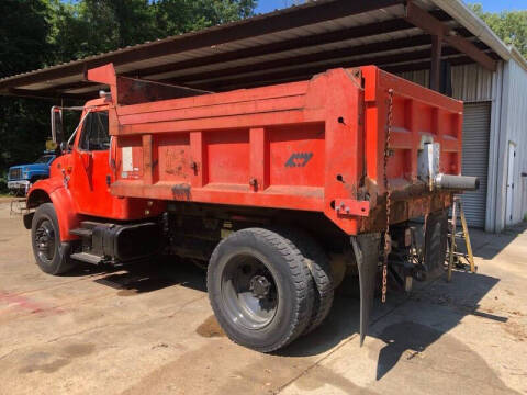 2000 International 4700 Dump Truck