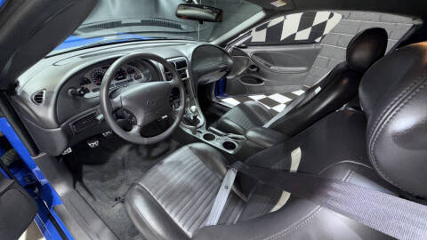 2003 Ford Mustang Mach 1 Premium