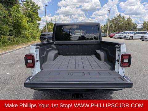2024 Jeep Gladiator Mojave