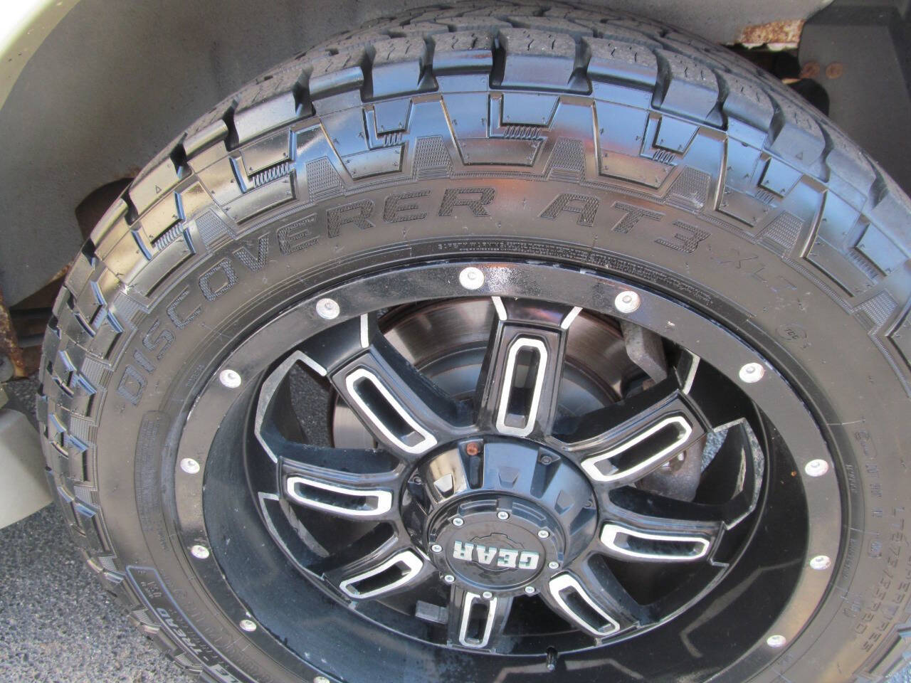 White 2010 Ford Expedition Eddie Bauer 4x4 Eddie Bauer 4dr SUV 21