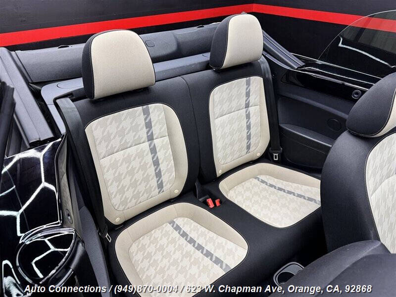 2018 Volkswagen Beetle Convertible 2.0T Coast