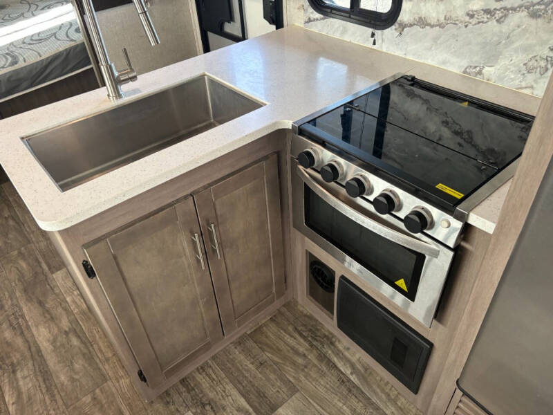 2021 Keystone Sunset Trail 272 BH