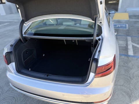 2019 Audi A4 quattro Prestige 45 TFSI