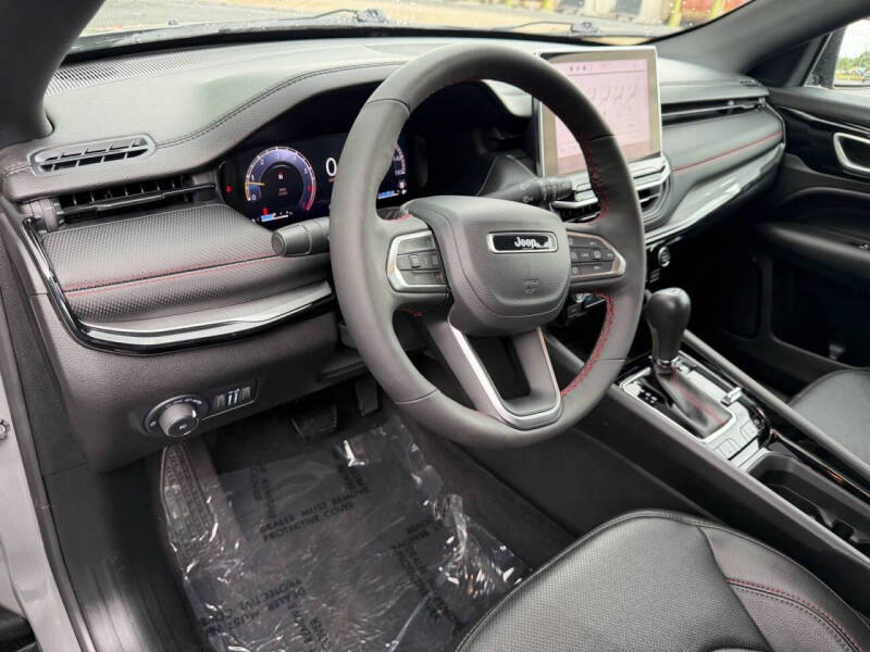 2023 Jeep Compass Trailhawk