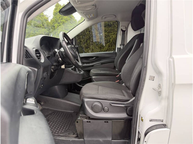2017 Mercedes-Benz Metris