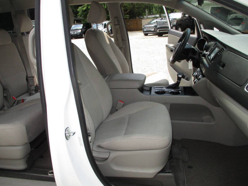2020 Kia Sedona LX