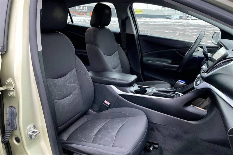 2017 Chevrolet Volt LT