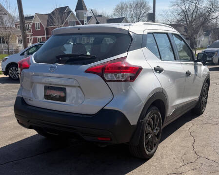 2019 Nissan Kicks S