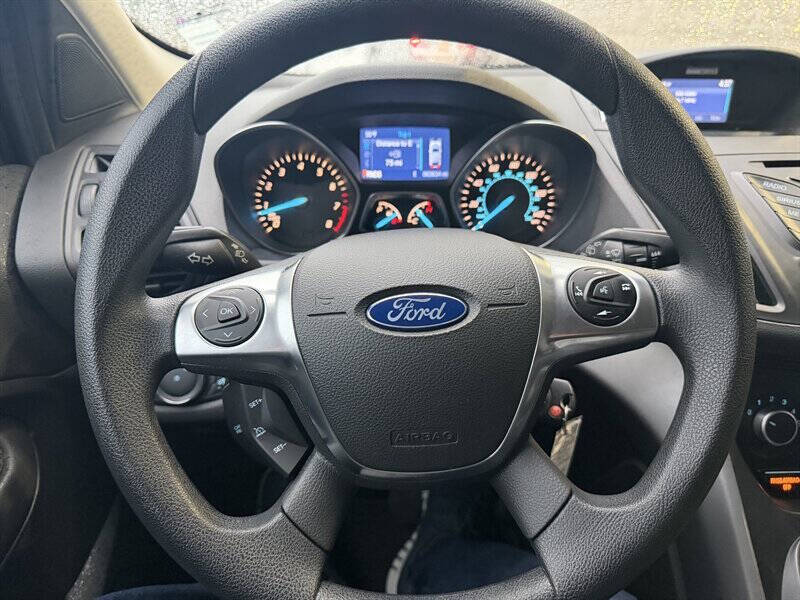 2015 Ford Escape SE