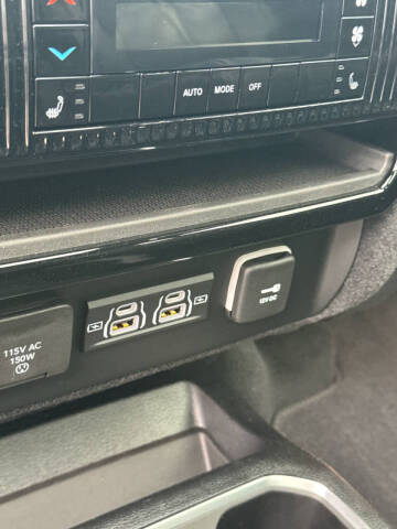 2025 Jeep Wagoneer Carbide