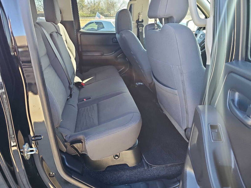 2022 Nissan Frontier S