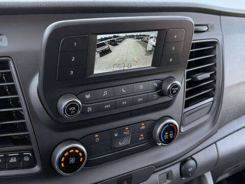 2025 Ford Transit 250