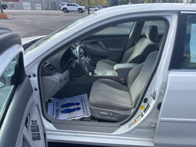 2011 Toyota Camry LE