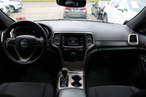 2017 Jeep Grand Cherokee Laredo