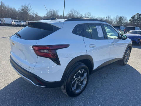 2025 Chevrolet Trax LT