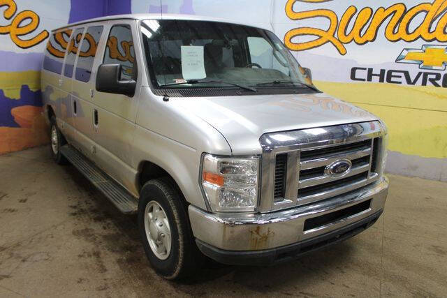 Silver 2012 Ford E-Series E-350 SD XLT E-350 SD XLT 3dr Passenger Van 2