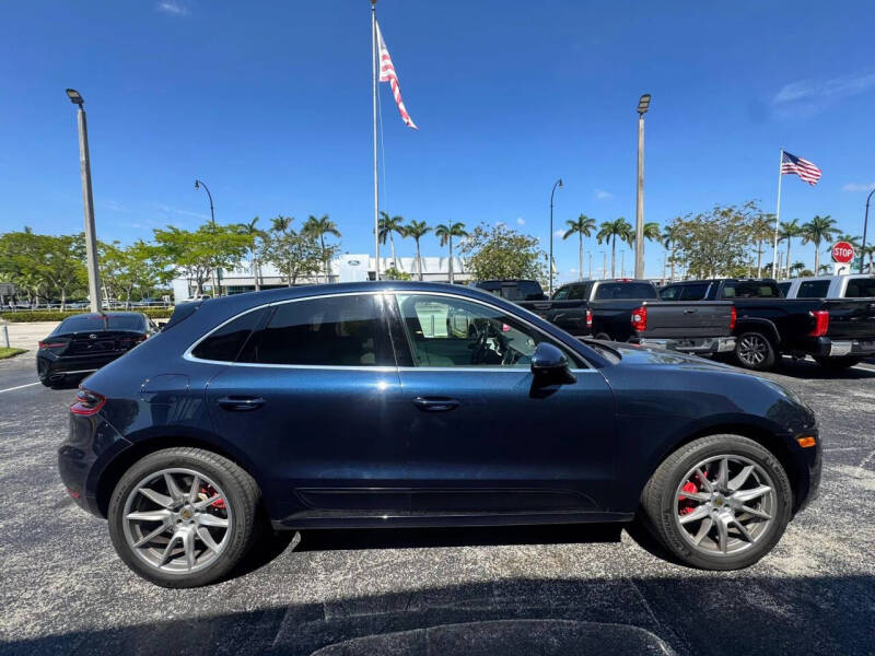 2017 Porsche Macan