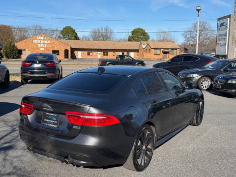 2017 Jaguar XE 35t R-Sport