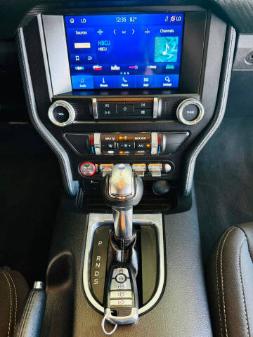 2021 Ford Mustang EcoBoost