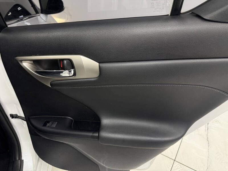 2014 Lexus CT 200h