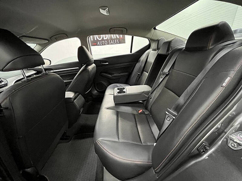 2025 Nissan Altima 2.5 SR