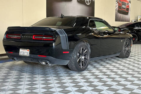 2016 Dodge Challenger
