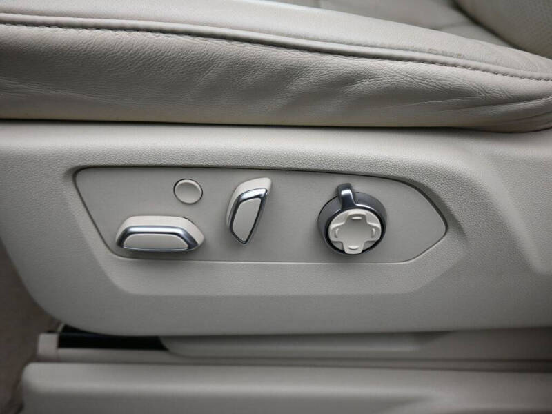 2023 Cadillac Escalade ESV Sport Platinum