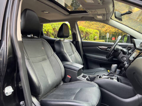 2017 Nissan Rogue Sport SL