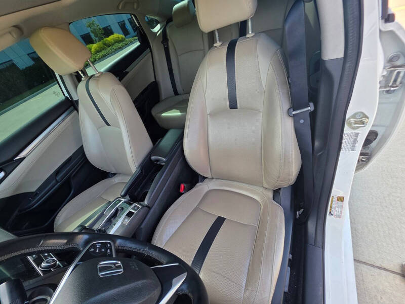 2017 Honda Civic Touring