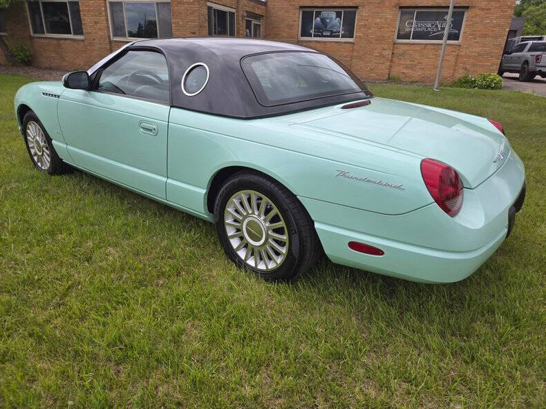 2004 Ford Thunderbird Deluxe