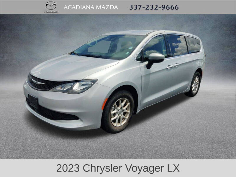 2023 Chrysler Voyager LX
