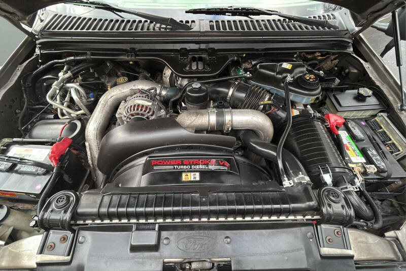 2004 Ford Excursion Limited